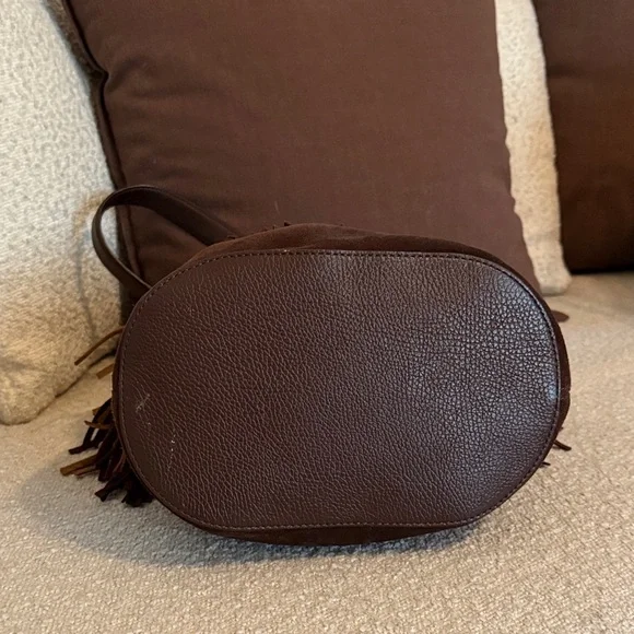 Ralph Lauren - Western Chic Brown Fringe Leather Bucket Bag - Picture 6 of 9
